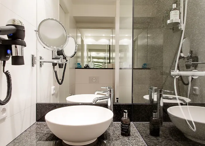 One Ξενοδοχείο 3*